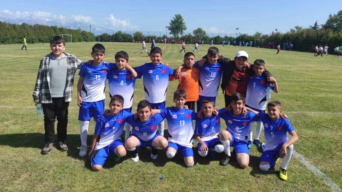 Futbol Takımımız İlçemizde Düzenlenen Turnuvada İlk Maçını Kazandı